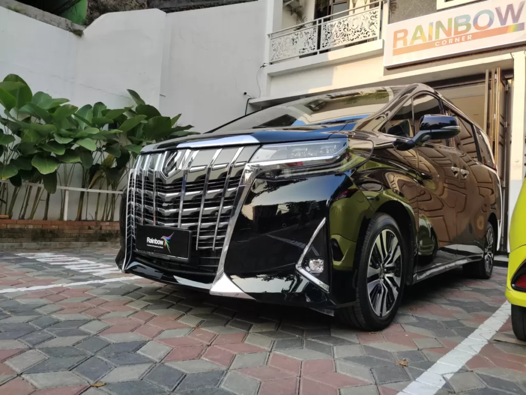 5 Mobil Mewah Terbaik dengan Fitur Canggih